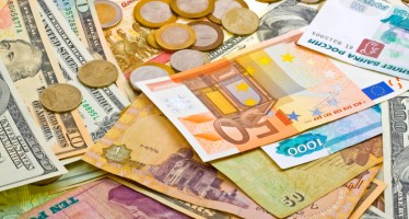 What Should Currency Traders Of USD Pairs Look Out For in 2015?