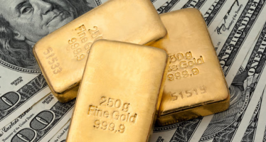 Gold Falls to New Lows as USD Sells