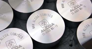 Alcoa Shares Bearish as Commodities Slide Further
