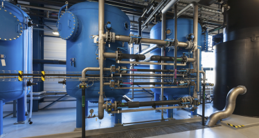 Clarcor Beats Q2 Estimates, Trims FY16 Margin Guidance