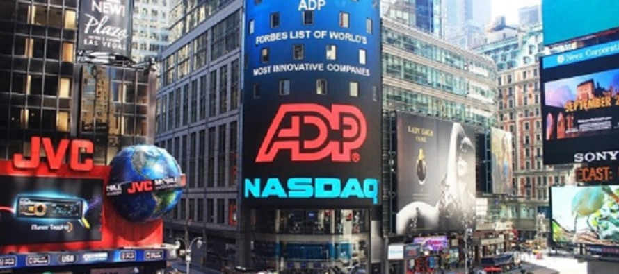 ADP’s Q4 EPS Tops Estimates, Issues Upbeat FY17 Outlook