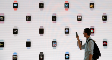 Apple to Decline on Lack Luster Response for iPhone 7