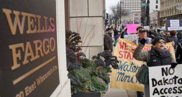 Concerns Rise as Customers Try to Sue Wells Fargo