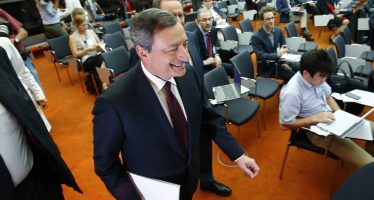 Euro Signals Uptrend on Signs of Economic Recovery in EU