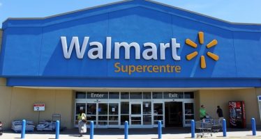 Wal-Mart Takes Competition Head-on by Reducing Queue Time