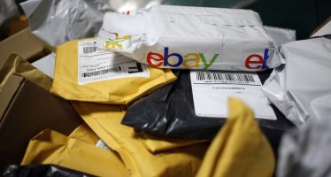 eBay Beats 2Q17 Estimates, Issues Q3 EPS Below View