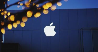 Apple Commits $3bn for Stake in Toshiba Chip Business