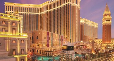 Las Vegas Tops Q3 View on Recovery in Macao Gaming Mkt.
