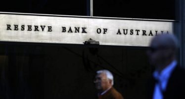 Aussie Turns Bullish on Strong Commodity Prices