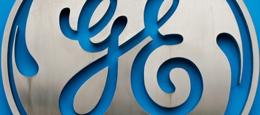 GE Misses Q4 Estimates, Issues Upbeat FY18 Outlook