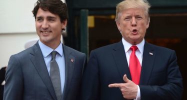 Canadian Dollar Weakens On Decline In Manufacturing Sales