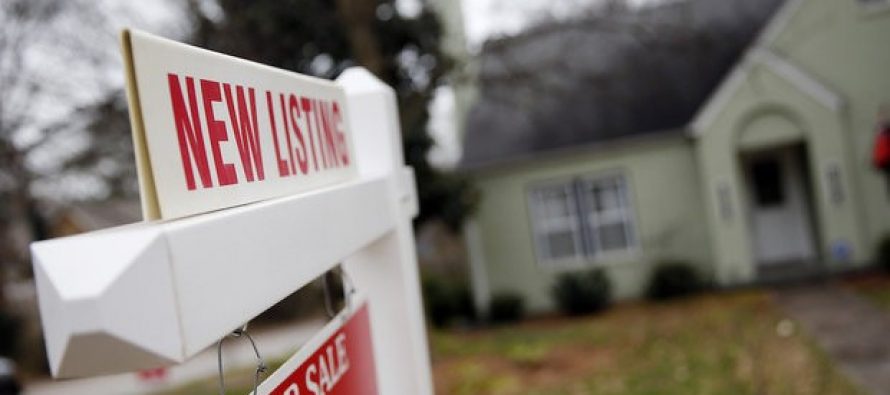 Strong New Home Sales Keeps Greenback Bullish