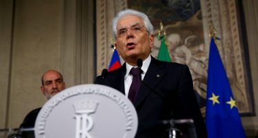 Political Uncertainty in Italy Weakens Euro