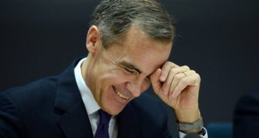 Pound Strengthens On Hint Of Rate Hike By BoE Governor