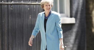 Pound Rallies, Warding Off Brexit Concerns