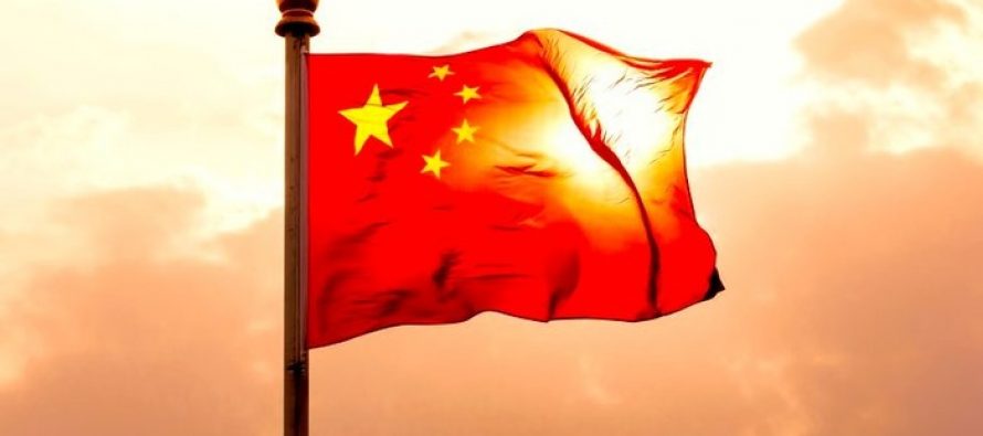 Chinese Yuan Plunges to 10-year Low Against Greenback