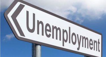 Euro Gains On Poor US unemployment, Home Sales Data