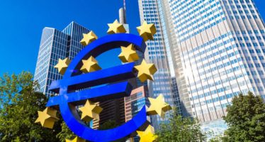 Euro Turns Weak On Poor Manufacturing, Services PMI data