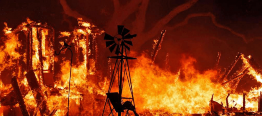 PG&E Hits Near 16-yr Low On S&P Global’s Rating Downgrade