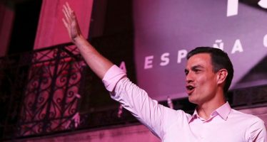Euro Up As Spain’s Socialist Party Holds Power In Elections