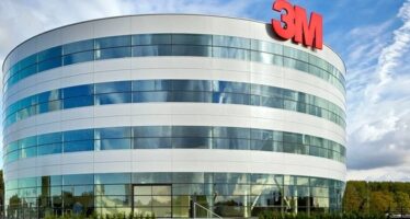 3M Beats Q1 EPS Estimates, Reaffirms FY21 Earnings Outlook