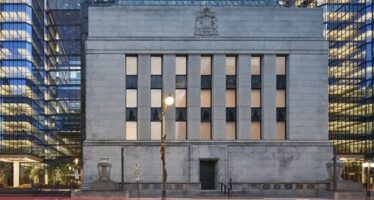 Bank of Canada Upwardly Revises GDP Growth View for 2021