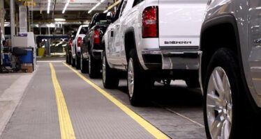 Canada Manufacturing Sales Decline 2.1% m-o-m in April 2021