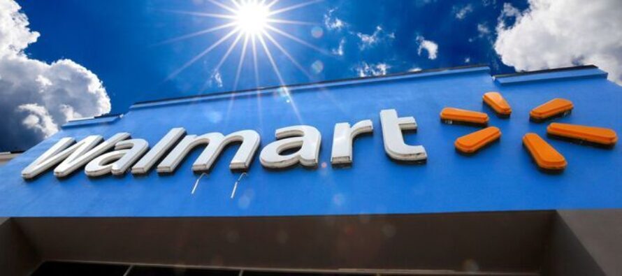 Walmart Beats Analyst’s Estimates and Boosts FY 2022 View