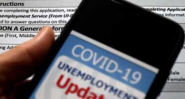 First-Time US Unemployment Claims Decline to 52-Year Low