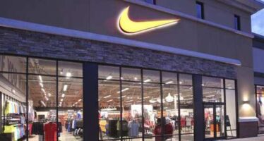 Nike Beats Q3 Estimates, Reaffirms FY 2022 Sales Growth View
