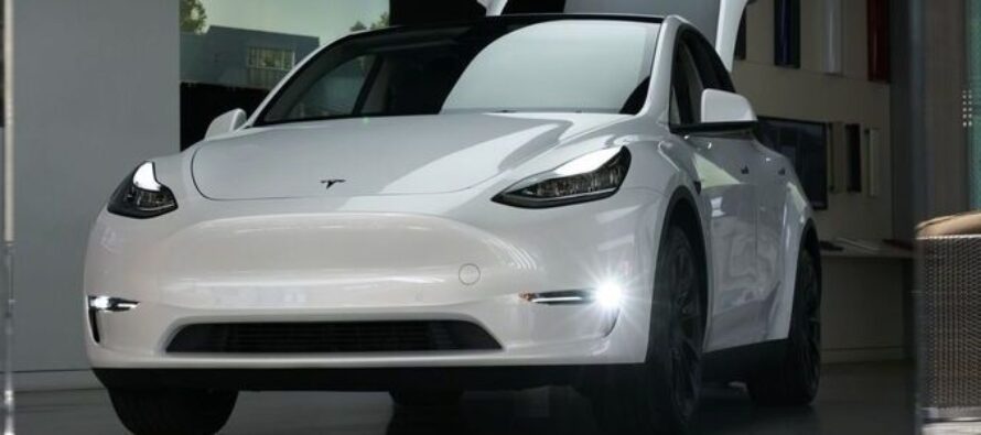 Tesla Blows Away 1Q 2022 Estimates, Issues Positive Outlook