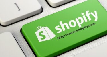 Shopify Stock Plummets By 17% as Earnings Miss Estimates