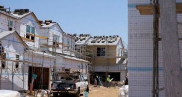 US Housing Starts Decline to 1.72 Million Units in April