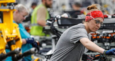 US Manufacturing PMI Records the Slowest Pace in Two Years