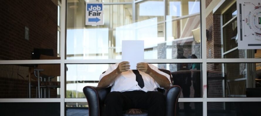 US First-Time Unemployment Claims Increased to 262,000