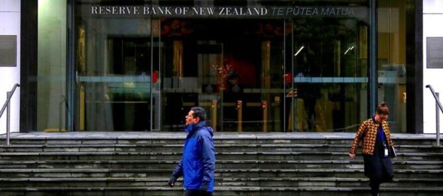 New Zealand Q3 Inflation Beats Forecasts, Rate Hike Expected