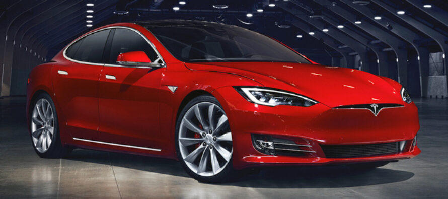 Tesla Posts Mixed Q3 Results, Signals FY 2022 Delivery Miss