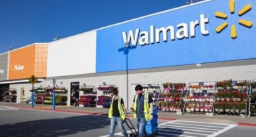 Walmart Swings to Q3 Loss and Lifts Fiscal Year 2023 Outlook