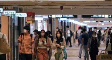 Japan Consumer Spending Unexpectedly Declines During March