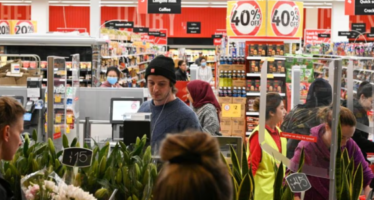 Australian Consumer Inflation Declines to Thirteen-Month Low