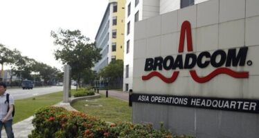 Broadcom Beats Q2 Estimates, Issues Solid Q3 Revenue View