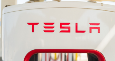 GM Partners with Tesla for North American Charging Systems
