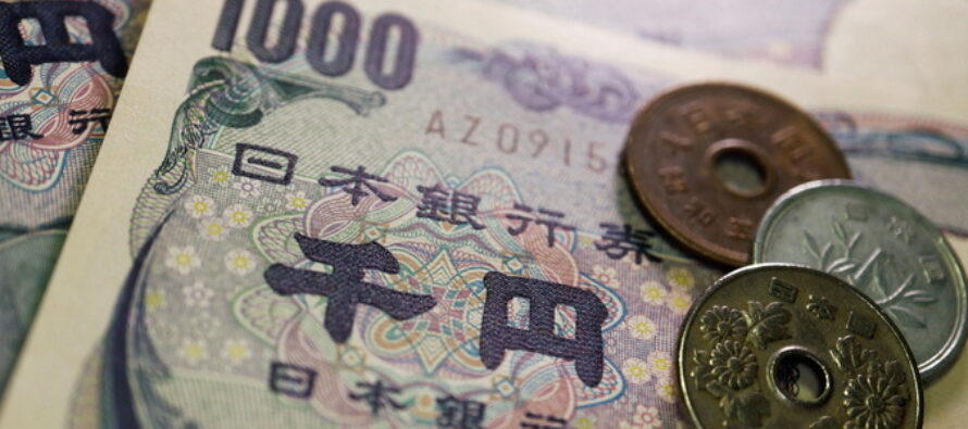 Japan Current Account Surplus Surges on a Y-o-Y Basis in April