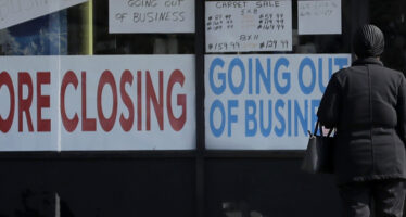 US Unemployment Claims Increase to Highest Level in a Month