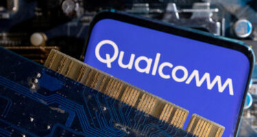Qualcomm Beats Q4 Estimates; Issues Robust 1Q 2024 Outlook
