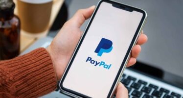 Morgan Stanley Downgrades PayPal Amid Product Launch Delays