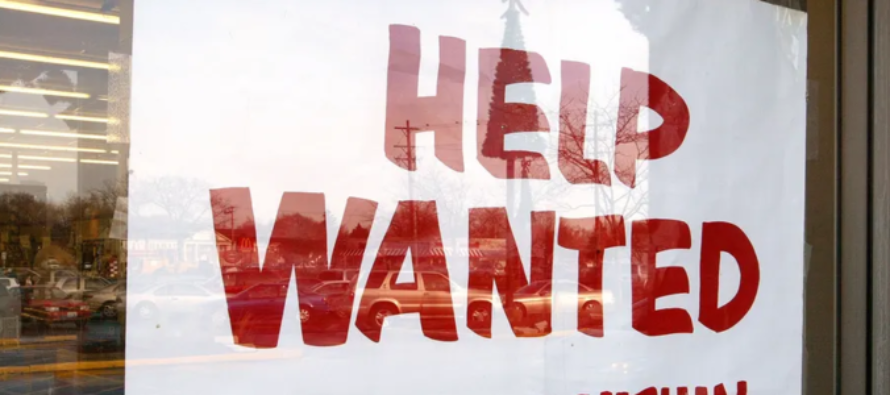 Canadian Economy Adds 26,700 Jobs in May, Exceeding Forecasts