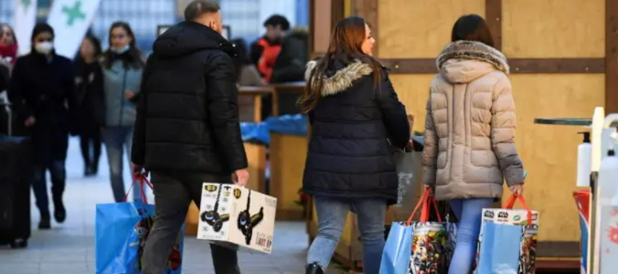 German GfK Consumer Climate Index Worsens to -22 for September